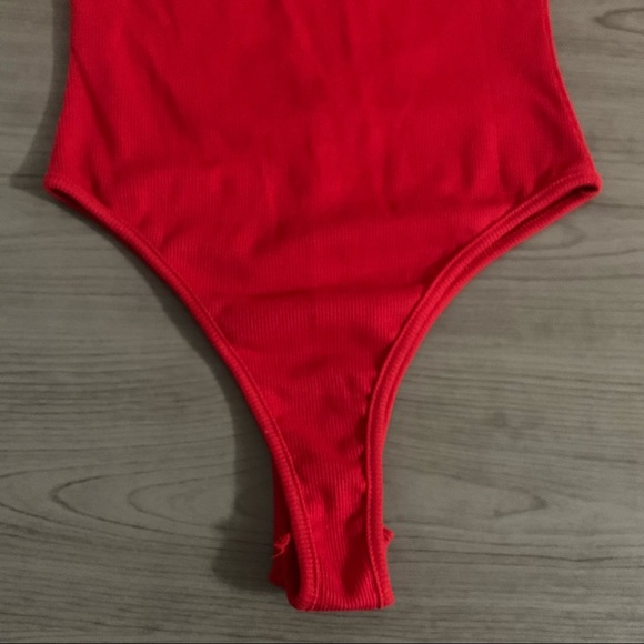 Like new Red Body Suit❤️‍🔥 - Picture 4 of 4